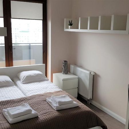 Goclaw Apartament Varşovia Exterior foto